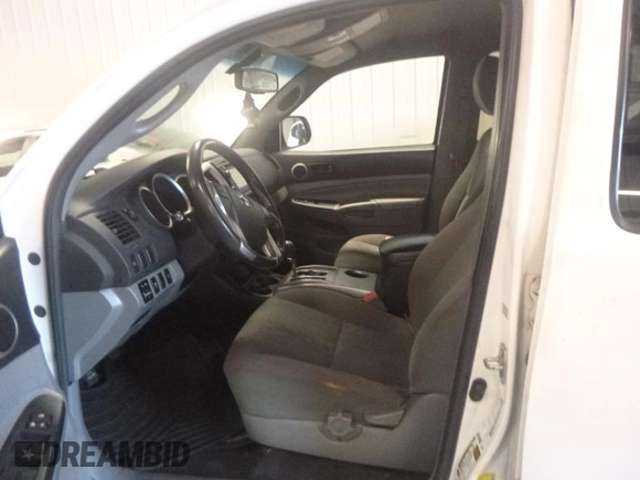 2013 Toyota Tacoma with VIN 3TMMU4FN6DM062201, listed as a IAAI auction lot 42906789 with 266,431 mi miles and . Bid and sale history available at DreamBid. Image 7.