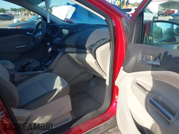 2014 Ford Escape SE с VIN 1FMCU9GX3EUA60603, выставлен на аукционе IAAI как лот 42706030 с пробегом 37 927 миль миль и . История ставок и продаж доступна на DreamBid. Изображение 5.