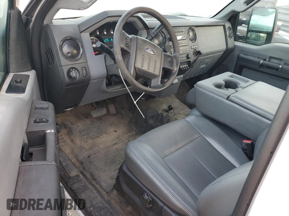 2013 Ford F-350 with VIN 1FDRF3GT6DEB28819, listed as a Copart auction lot 42031345 with 174,419 mi miles and Clean title. Bid and sale history available at DreamBid. Image 8.