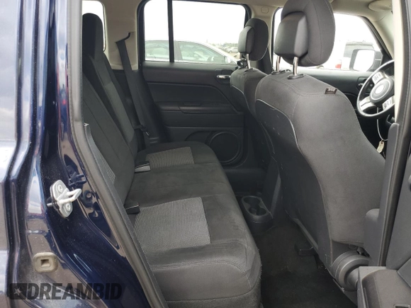 2015 Jeep Patriot Latitude with VIN 1C4NJRFB8FD366581, listed as a Copart auction lot 56221585 with 171,009 mi miles and Salvage title. Bid and sale history available at DreamBid. Image 10.