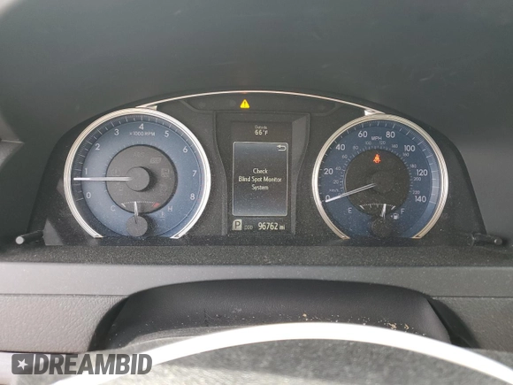 2017 Toyota Camry XLE z VIN 4T1BF1FK7HU616848, wystawiony jako Copart lot #57220335 z przebiegiem 96 762 mil mil oraz Szkoda całkowita • Salvage title. Historia ofert i sprzedaży dostępna na DreamBid. Obrazek 9.
