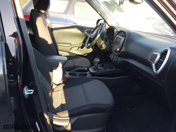 2020 Kia Soul GT-Line with VIN KNDJ63AU6L7003129, listed as a IAAI auction lot 41847674 with 57,097 mi miles. Bid and sale history available at carsss.com. Image 5.