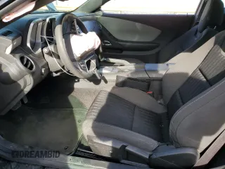 2015 Chevrolet Camaro LS z VIN 2G1FB1E38F9266712, wystawiony jako Copart lot #49411925 z przebiegiem 82 903 mil mil oraz Szkoda całkowita • Salvage title. Historia ofert i sprzedaży dostępna na DreamBid. Obrazek 7.