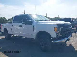 2017 Ford F-250 Lariat with VIN 1FT7W2BT2HED84443, listed as a IAAI auction lot 41647802 with 204,334 mi miles and . Bid and sale history available at DreamBid. Image 13.