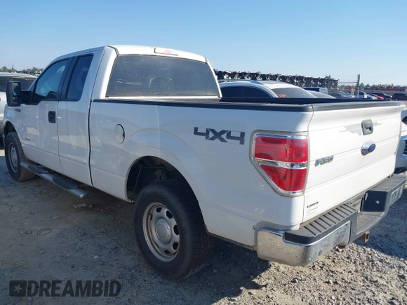 2012 Ford F-150 XL with VIN 1FTFX1ET9CKD52632, listed as a IAAI auction lot 41617005 with 204,952 mi miles. Bid and sale history available at carsss.com. Image 3.