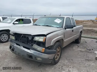 2004 Chevrolet Silverado 1500 Z71 with VIN 2GCEK19T241269498, listed as a IAAI auction lot 41636131 with 328,964 mi miles. Bid and sale history available at carsss.com. Image 2.
