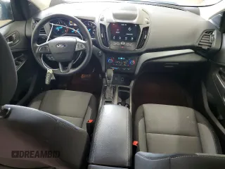 2019 Ford Escape SE z VIN 1FMCU0GD5KUC49556, wystawiony jako Copart lot #57911145 z przebiegiem 89 152 mil mil oraz Czysty tytuł • Clean title. Historia ofert i sprzedaży dostępna na DreamBid. Obrazek 8.