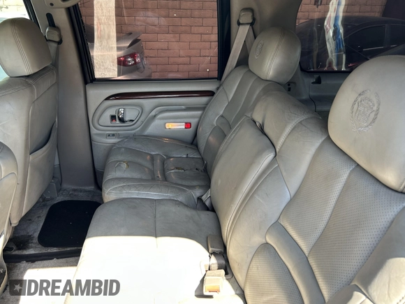 1999 Cadillac Escalade с VIN 1GYEK13R7XR408723, выставлен на аукционе IAAI как лот 42440305 с пробегом 173 754 миль миль и . История ставок и продаж доступна на DreamBid. Изображение 8.