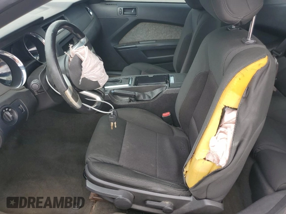 2014 Ford Mustang V6 with VIN 1ZVBP8AM2E5243871, listed as a Copart auction lot 58668725 with 145,206 mi miles and Clean title. Bid and sale history available at DreamBid. Image 7.