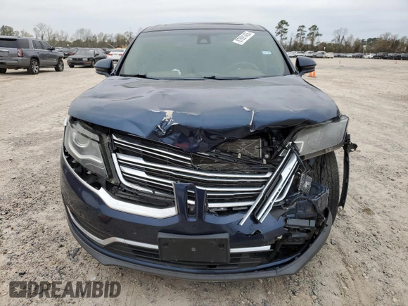 2017 Lincoln MKX Reserve with VIN 2LMPJ8LR6HBL22365, listed as a Copart auction lot 87891455 with 60,871 mi miles and Salvage title. Bid and sale history available at DreamBid. Image 5.