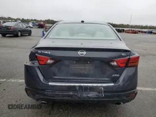 2019 Nissan Altima SL with VIN 1N4BL4EW4KC178926, listed as a Copart auction lot 84023544 with 68,031 mi miles and Salvage Title. Bid and sale history available at DreamBid. Image 6.