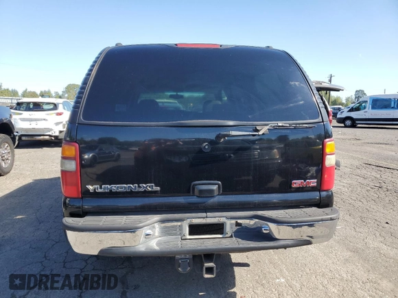 2000 GMC Yukon XL SLT with VIN 3GKFK16TXYG171619, listed as a Copart auction lot 72924474 with 143,043 mi miles and Salvage Title. Bid and sale history available at carsss.com. Image 6.