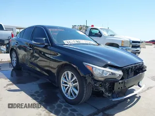 2015 Infiniti Q50 Premium with VIN JN1BV7AP9FM355526, listed as a IAAI auction lot 42010401 with 67,131 mi miles. Bid and sale history available at carsss.com. Image 1.