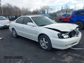 2002 Acura TL with VIN 19UUA56652A006771, listed as a IAAI auction lot 41683165 with 274,551 mi miles. Bid and sale history available at carsss.com. Image 1.