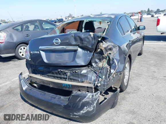 2008 Nissan Altima 2.5 SL with VIN 1N4AL21E18N447300, listed as a IAAI auction lot 40548669 with 178,745 mi miles. Bid and sale history available at carsss.com. Image 6.
