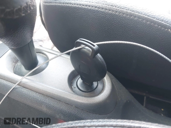 2013 Smart fortwo Pure с VIN WMEEJ3BA4DK659771, выставлен на аукционе IAAI как лот 42706902 с пробегом 83 675 миль миль и . История ставок и продаж доступна на DreamBid. Изображение 11.