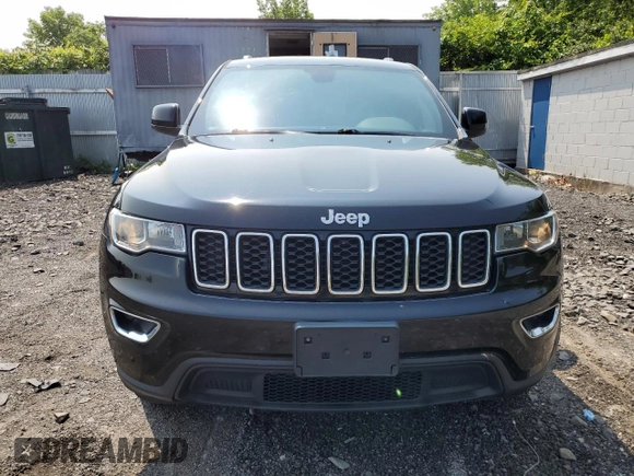 2020 Jeep Grand Cherokee Laredo E z VIN 1C4RJFAG1LC170096, wystawiony jako Copart lot #59853165 z przebiegiem 58 335 mil mil oraz Czysty tytuł • Clean title. Historia ofert i sprzedaży dostępna na DreamBid. Obrazek 5.