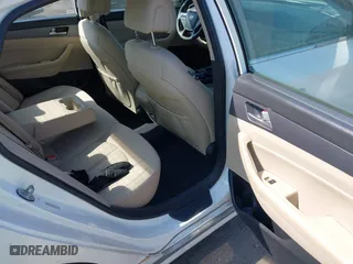 2017 Hyundai Sonata Hybrid SE with VIN KMHE24L1XHA058355, listed as a IAAI auction lot 42114412 with 245,282 mi miles. Bid and sale history available at carsss.com. Image 8.