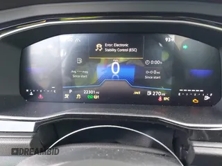 2024 Volkswagen Jetta SE z VIN 3VWEM7BU9RM057291, wystawiony jako IAAI lot #42346409 z przebiegiem 22 301 mil mil oraz . Historia ofert i sprzedaży dostępna na DreamBid. Obrazek 7.
