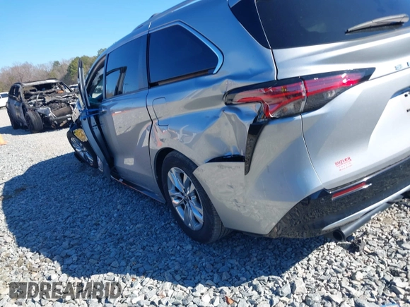 2022 Toyota Sienna Limited with VIN 5TDZRKECXNS136443, listed as a IAAI auction lot 41353097 with 20,568 mi miles and . Bid and sale history available at DreamBid. Image 19.