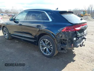 2023 Audi Q8 Prestige z VIN WA1FVBF10PD035688, wystawiony jako IAAI lot #41864567 z przebiegiem 27 219 mil mil oraz . Historia ofert i sprzedaży dostępna na DreamBid. Obrazek 3.