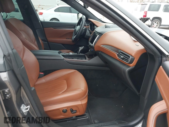 2019 Maserati Levante z VIN ZN661XUA0KX317515, wystawiony jako IAAI lot #41328119 z przebiegiem 47 433 mil mil oraz . Historia ofert i sprzedaży dostępna na DreamBid. Obrazek 5.