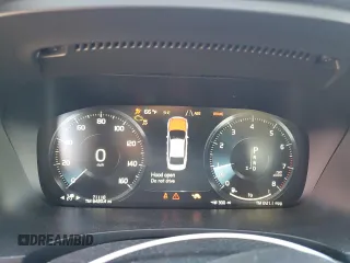 2018 Volvo S90 Inscription z VIN LVY992ML2JP005778, wystawiony jako Copart lot #44958565 z przebiegiem 71 110 mil mil oraz Szkoda całkowita • Salvage title. Historia ofert i sprzedaży dostępna na DreamBid. Obrazek 9.