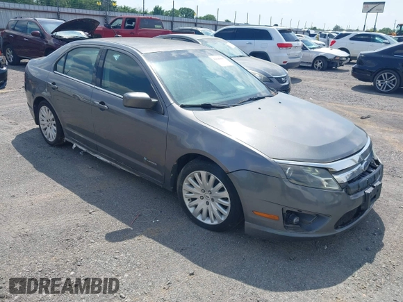2010 Ford Fusion Hybrid with VIN 3FADP0L37AR270739, listed as a IAAI auction lot 42143035 with 238,111 mi miles. Bid and sale history available at carsss.com. Image 1.