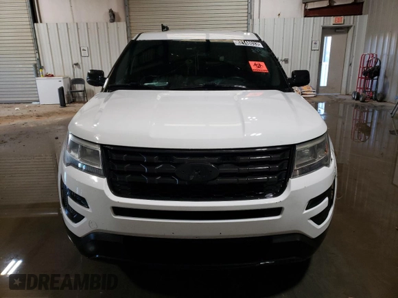 2016 Ford Utility Police Interceptor with VIN 1FM5K8AR4GGD16977, listed as a Copart auction lot 82148033 with 0 mi miles and Clean Title. Bid and sale history available at carsss.com. Image 5.