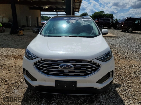 2020 Ford Edge Titanium with VIN 2FMPK3K93LBA53778, listed as a Copart auction lot 59059085 with 121,277 mi miles and Salvage title. Bid and sale history available at DreamBid. Image 5.