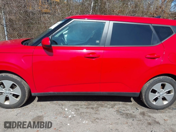 2020 Kia Soul X-Line with VIN KNDJ23AU5L7722321, listed as a IAAI auction lot 41877648 with 20,124 mi miles. Bid and sale history available at carsss.com. Image 14.