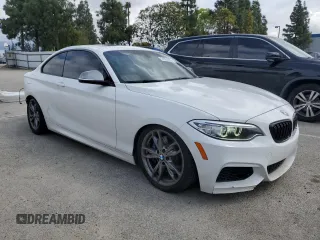 2015 BMW 2 Series M235i z VIN WBA1J7C59FV288918, wystawiony jako Copart lot #51164335 z przebiegiem 67 791 mil mil oraz Szkoda całkowita • Salvage title. Historia ofert i sprzedaży dostępna na DreamBid. Obrazek 4.