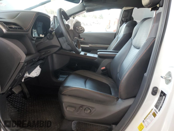 2021 Toyota Sienna XSE with VIN 5TDXRKEC3MS005215, listed as a Copart auction lot 51826915 with 89,078 mi miles and Clean Title. Bid and sale history available at DreamBid. Image 7.