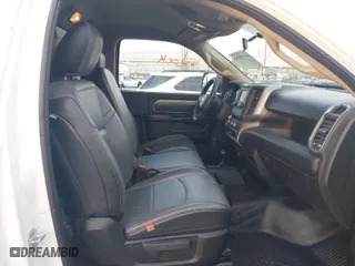 2019 Ram 2500 Tradesman with VIN 3C6MR5AJ7KG666337, listed as a IAAI auction lot 41439786 with 86,836 mi miles. Bid and sale history available at carsss.com. Image 5.