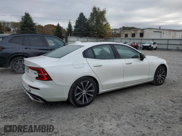 2022 Volvo S60 Momentum with VIN 7JRL12TZ1NG161943, listed as a Copart auction lot 78240024 with 37,605 mi miles and Salvage Title. Bid and sale history available at carsss.com. Image 3.