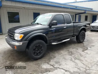 2000 Toyota Tacoma PreRunner with VIN 4TASM92N0YZ649603, listed as a Copart auction lot 63256445 with 177,530 mi miles and Salvage title. Bid and sale history available at DreamBid. Image 1.