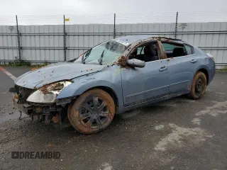 2011 Nissan Altima 2.5 S with VIN 1N4AL2AP1BC174962, listed as a Copart auction lot 49350375 with 199,403 mi miles and Salvage Title. Bid and sale history available at carsss.com. Image 1.