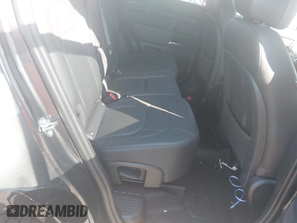 2025 Land Rover Defender X-Dynamic SE with VIN SALE2EEU0S2368249, listed as a IAAI auction lot 42546020 with 5,025 mi miles and . Bid and sale history available at DreamBid. Image 8.