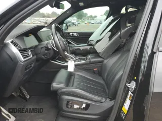 2020 BMW X5 M50i with VIN 5UXJU4C04L9C63640, listed as a Copart auction lot 63215564 with 45,172 mi miles and Salvage Title. Bid and sale history available at carsss.com. Image 7.