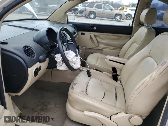 2009 Volkswagen New Beetle Coupe S with VIN 3VWRW31C09M508086, listed as a Copart auction lot 43787755 with 115,505 mi miles and Salvage Title. Bid and sale history available at carsss.com. Image 7.