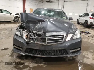 2012 Mercedes-Benz E 350 Luxury with VIN WDDHF8JB0CA574375, listed as a Copart auction lot 46745435 with 140,086 mi miles and Non Repairable. Bid and sale history available at DreamBid. Image 5.