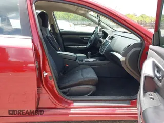 2016 Nissan Altima SR with VIN 1N4AL3AP2GN306029, listed as a IAAI auction lot 42204716 with 189,318 mi miles and . Bid and sale history available at DreamBid. Image 5.