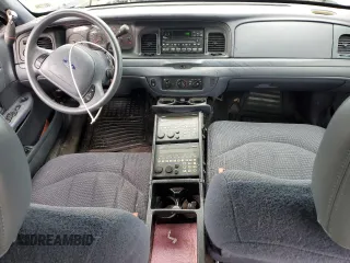 2001 Ford Crown Victoria Police Police Interceptor with VIN 2FAFP71W61X161009, listed as a Copart auction lot 81355274 with 85,072 mi miles and Salvage Title. Bid and sale history available at carsss.com. Image 8.