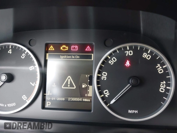 2011 Land Rover Range Rover Sport HSE Lux with VIN SALSK2D44BA292396, listed as a IAAI auction lot 42446484 with 238,684 mi miles and . Bid and sale history available at DreamBid. Image 7.