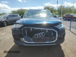 2020 Audi Q7 Premium with VIN WA1AJAF7XLD008996, listed as a Copart auction lot 55424545 with 30,734 mi miles and Salvage title. Bid and sale history available at DreamBid. Image 5.