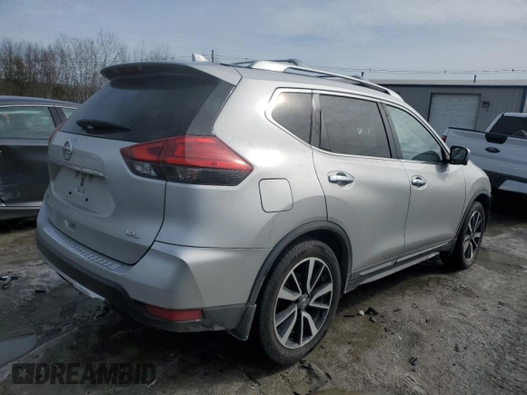 2017 Nissan Rogue SV z VIN JN8AT2MT7HW149353, wystawiony jako Copart lot #46567735 z przebiegiem 106 352 mil mil oraz Szkoda całkowita • Salvage title. Historia ofert i sprzedaży dostępna na DreamBid. Obrazek 3.