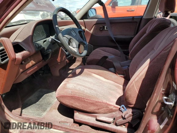 1990 Honda Civic z VIN 1HGED365XLL021473, wystawiony jako Copart lot #54102815 z przebiegiem 205 883 mil mil oraz Czysty tytuł • Clean title. Historia ofert i sprzedaży dostępna na DreamBid. Obrazek 7.
