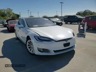 2016 Tesla Model S 90D with VIN 5YJSA1E49GF159988, listed as a Copart auction lot 76457024 with Not Provided miles and Salvage Title. Bid and sale history available at DreamBid. Image 11.