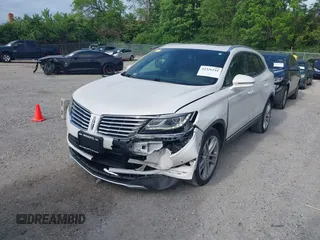 2015 Lincoln MKC z VIN 5LMCJ2A92FUJ06169, wystawiony jako IAAI lot #42326544 z przebiegiem 101 669 mil mil oraz . Historia ofert i sprzedaży dostępna na DreamBid. Obrazek 19.