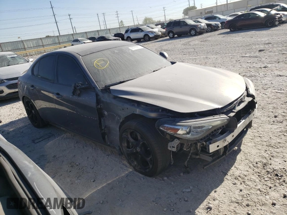 2017 Alfa Romeo Giulia with VIN ZARFAEDN6H7556820, listed as a Copart auction lot 48785203 with 39,241 mi miles. Bid and sale history available at carsss.com. Image 4.